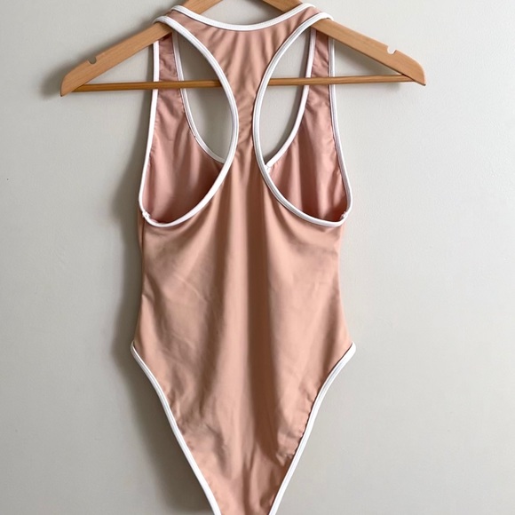 NWOT Razorback Swimsuit - Picture 14 of 14